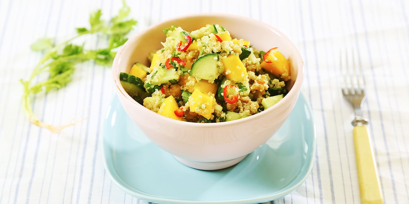 Quinoasalat med koriander, mango og chili