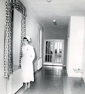 Vensmoen Sanatorium. Søster Anne oktober 1957 etter omfattende nybyggings- og restaureringsarbeid oktober 1957.