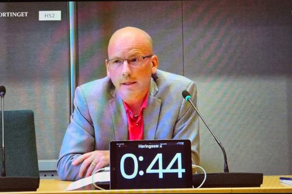 Tommy Skar på høring
