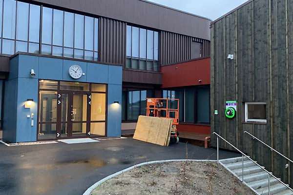 LHL Moss og Omegn har installert en Hjertesikker Sone ved Våler Ungdomsskole og Kulturarena