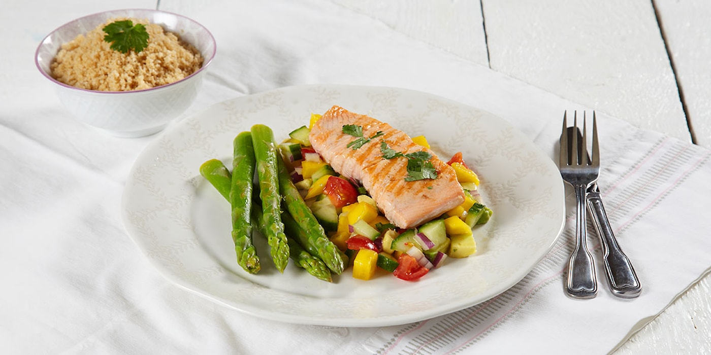 Laks med mangosalsa