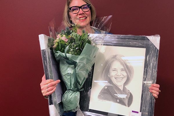 Helle Kristine Falkenberg, med LHL Hjerneslag og Afasi sin ærespris 2023