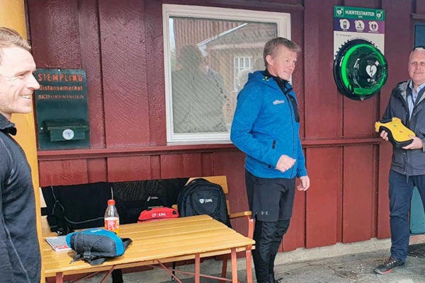 LHL Hjertestarterfond deler ut hjertestarter på Ullevålseter