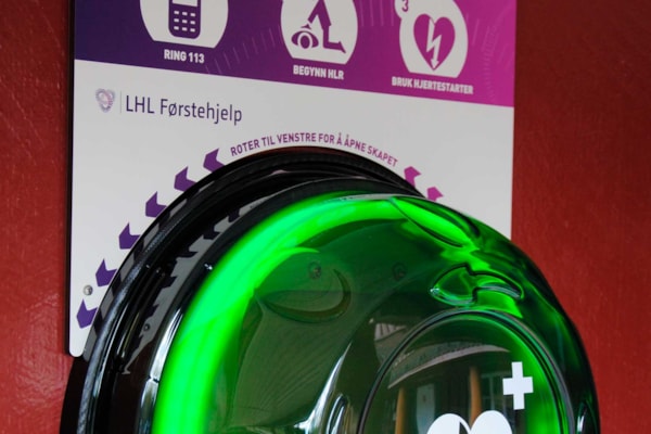 Hjertestarter fra LHL Førstehjelp