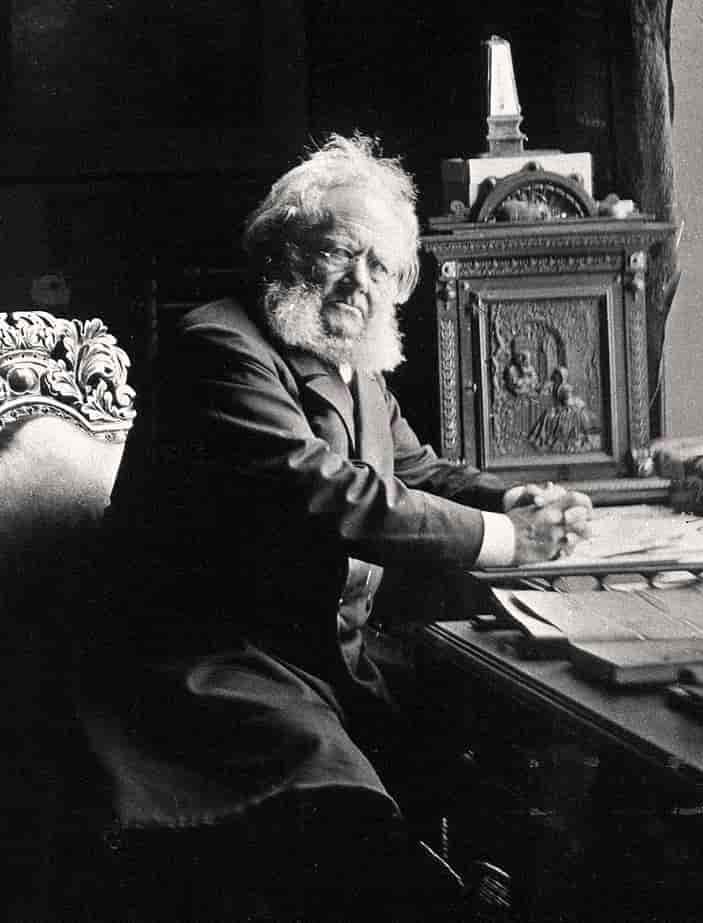 Henrik Ibsen ved sitt arbeidsbord