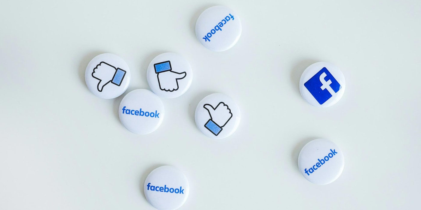 Facebook buttons og merker