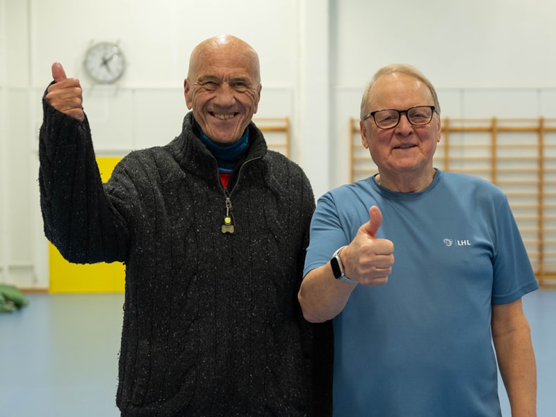To av de frivillige i LHL, etter fellestrening